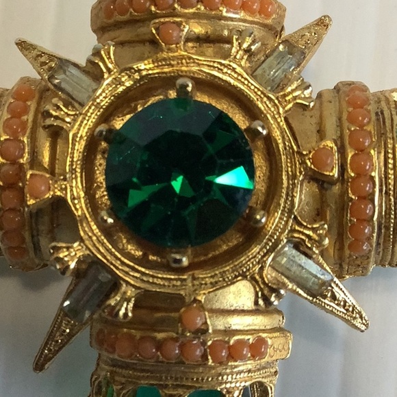 BENEDIKT NY Vintage Maltese Cross Brooch – Rare Variation Green Salmon Bead 60's - Picture 5 of 16
